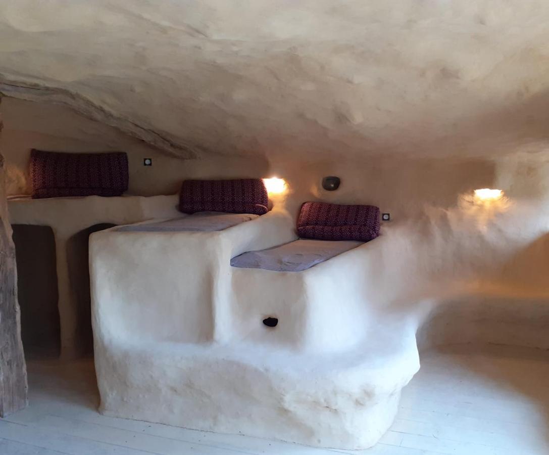 Maison Terre Les Cabanes De Fallot - Sauna Bain-Froid Piscine Naturelle L'isle-Bouzon Buitenkant foto