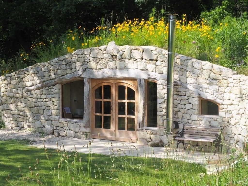 Maison Terre Les Cabanes De Fallot - Sauna Bain-Froid Piscine Naturelle L'isle-Bouzon Buitenkant foto